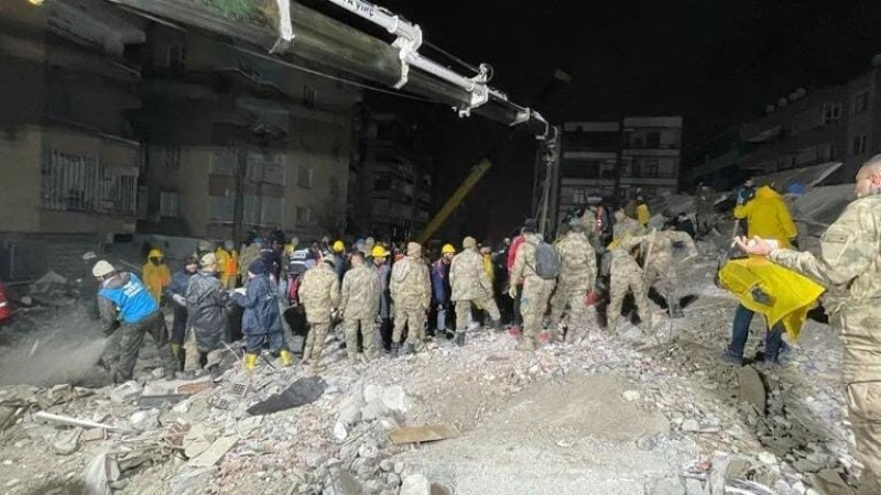 Depremlerde can kaybı 5 bin 434'e yükseldi