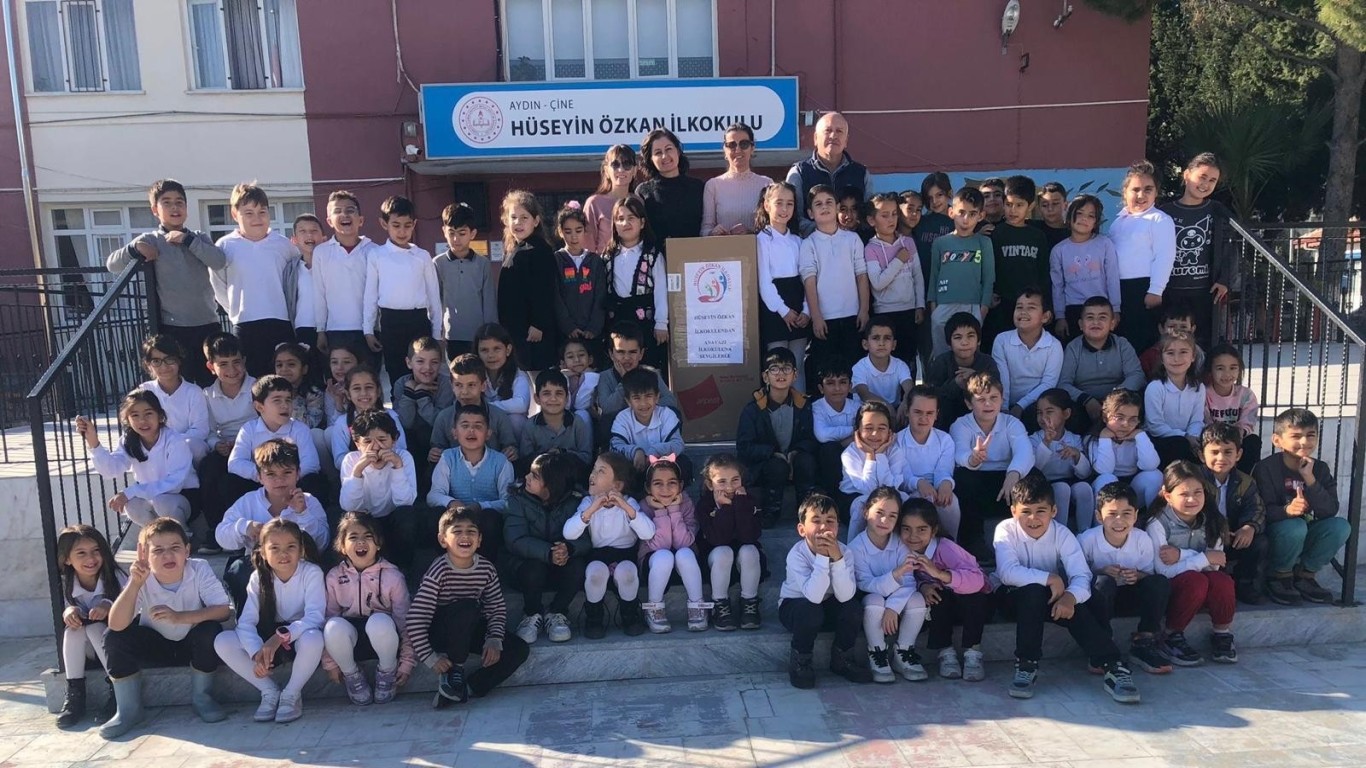 Aydın’ın Lezzetleri Hatay’da Gönülleri Isıttı: Çine Hüseyin Özkan İlkokulu’ndan Anlamlı Paylaşım