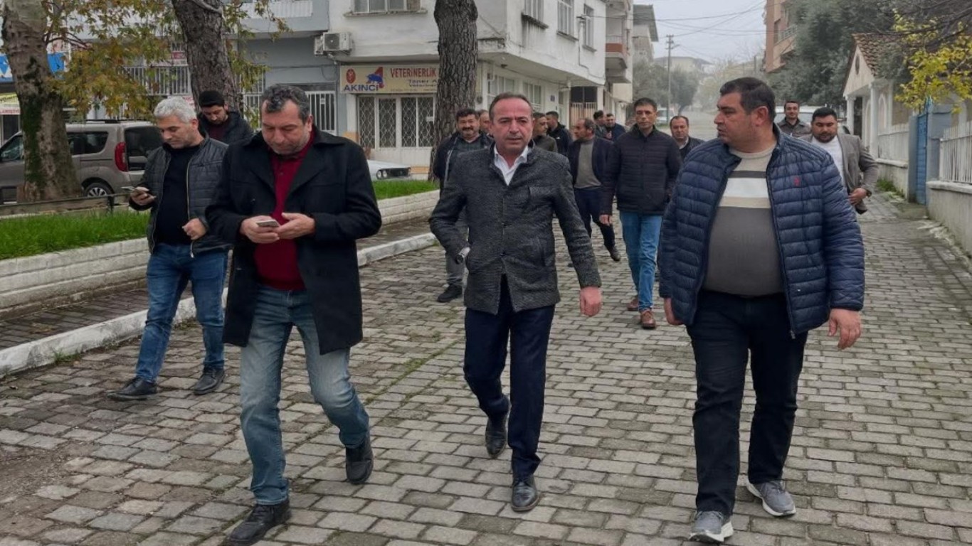 Başkan Ahmet Sert’ten Akçaova’da Seçim Öncesi Gövde Gösterisi!