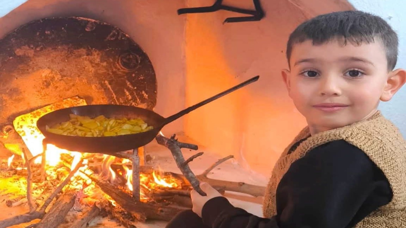 Çine’nin Vazgeçilmez Lezzeti Sosyal Medyayı Sallıyor: "Buyrun Kızartma Yiyelim Deyip Duru"