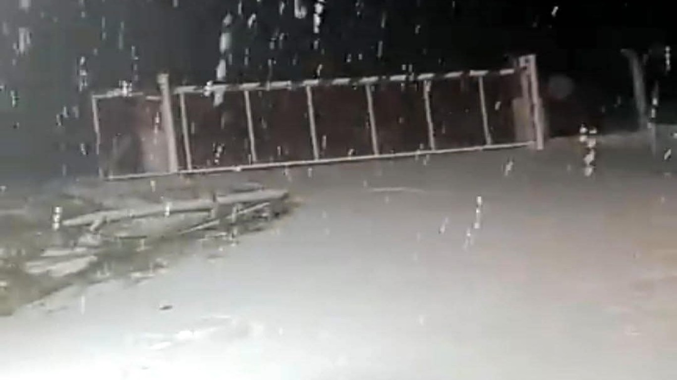 Madran’ın Zirvesi Beyaza Büründü: Çine’de Kar Sevinci