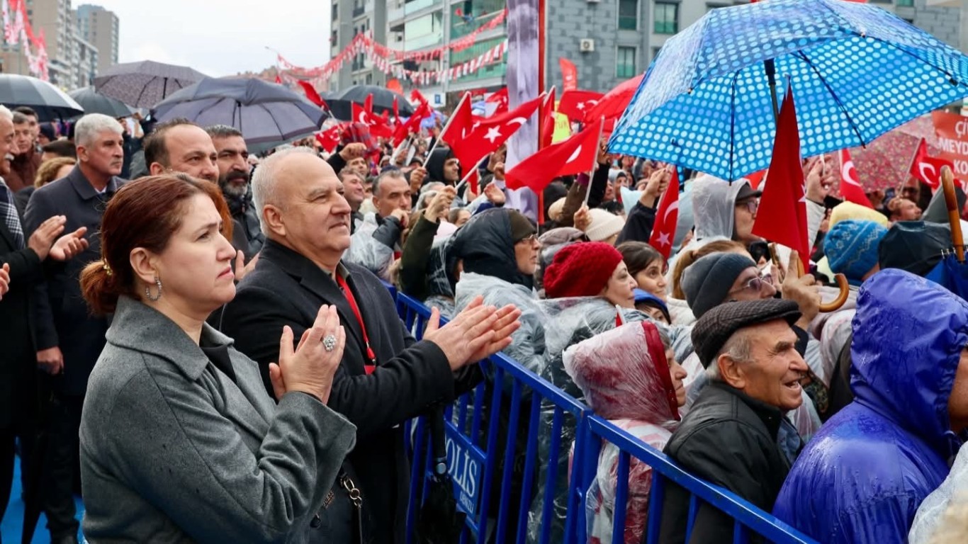 Başkan Kıvrak’tan Birlik Mesajı: Milletin İradesine Sahip Çıkıyoruz