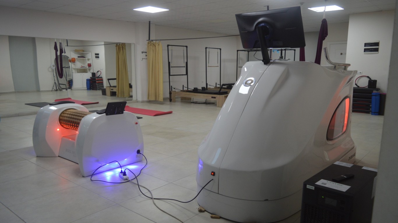 Beklenen teknoloji Çine’ye geldi! İlçenin ilk ve tek vakumlu yürüyüş bandı ile zayıflamak artık çok daha hızlı.