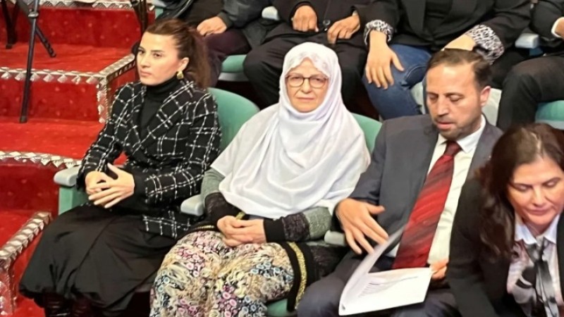 ÇİNELİ ESKİ BAŞKANDAN ESKİŞEHİR’E ŞALVARLI DESTEK: “KIYAFETİMİZLE GURUR DUYUYORUZ!”