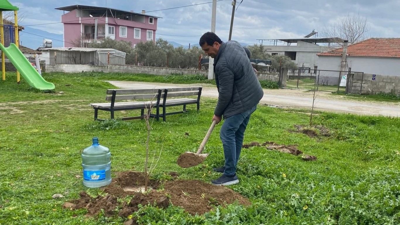 Çine'de Yolların Muhtarı Bu Kez Doğaya Can Veriyor!