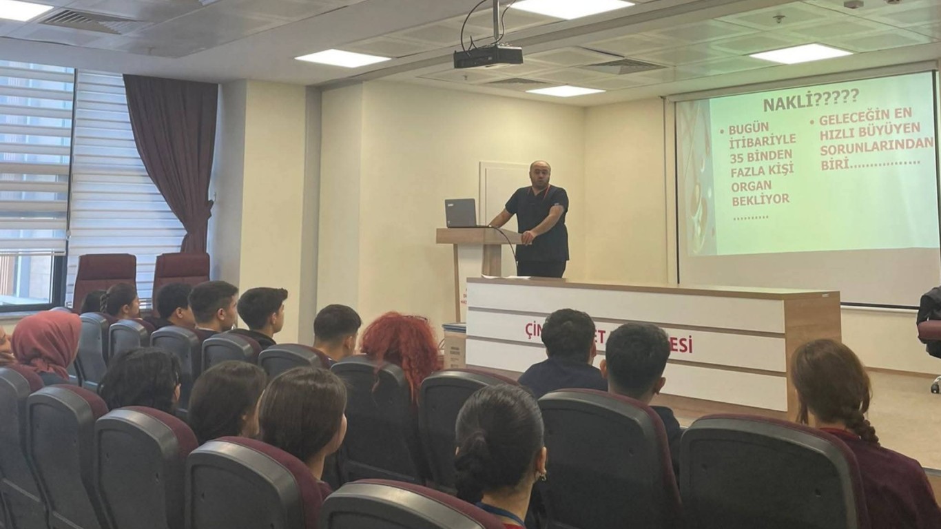 Çine Devlet Hastanesi’nde Hayat Kurtaracak Eğitim: Organ Bağışı ve Beyin Ölümü Masaya Yatırıldı