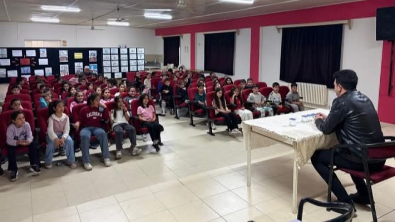 Çine'de Vefa Dersi: Muhtar Aydın Yıllar Sonra Kendi Sıralarında!